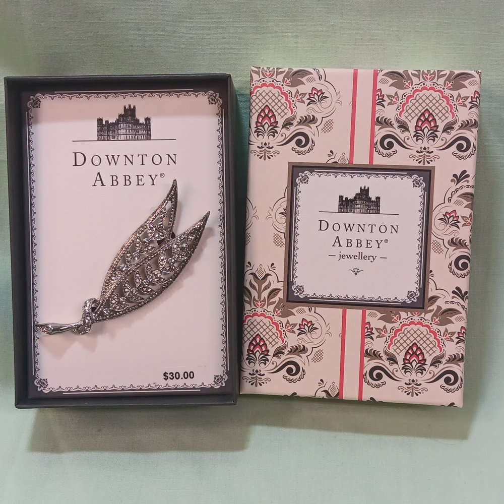 Downtown Abbey Brooch Silver Tone Clear Rhinestones